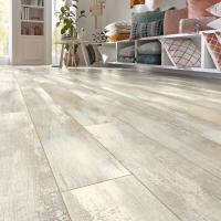 D 4754 Дуб Хелла фото 1