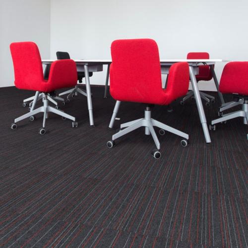 Ковровая плитка Betap Larix 7755