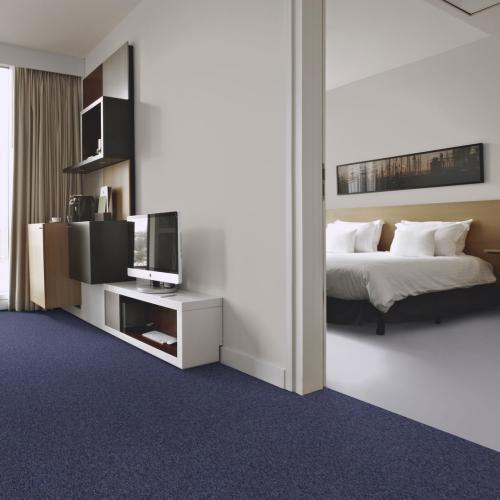 Ковровая плитка Betap Larix 86