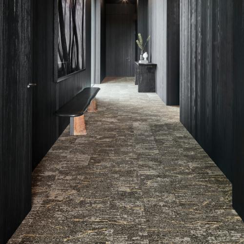 Ковровая плитка IVC Rupture 685