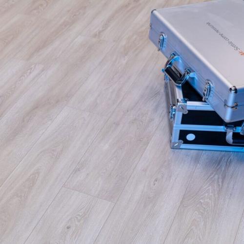 Ламинат Ideal Enigma ID 4960 Дуб Сэднесс