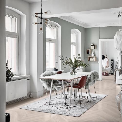 Ламинат Ideal Ville (Herringbone) ID 210 Дуб Малус