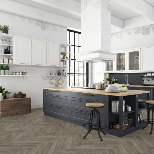 Ламинат My Floor Castle MH1004 Дуб Монтело серебристый