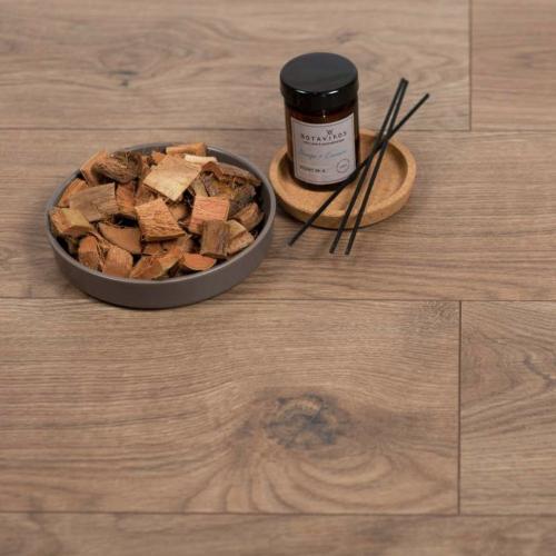 Ламинат Royce Focus Дуб Миндоро Темный