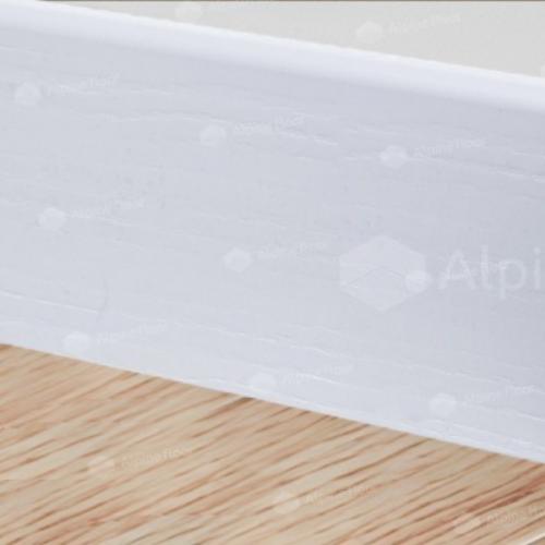 Плинтус Alpine Floor Rico Concept 80 RC 80001 Белый с тиснением