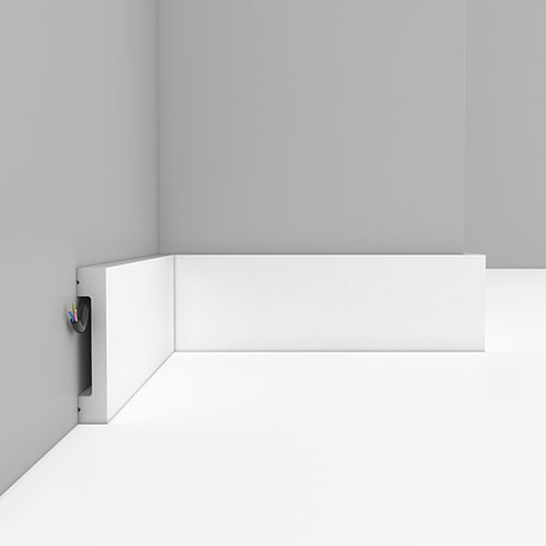 Плинтус Decomaster Дюропрофиль D157 ДМ