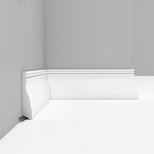 Плинтус Decomaster Дюропрофиль D193A