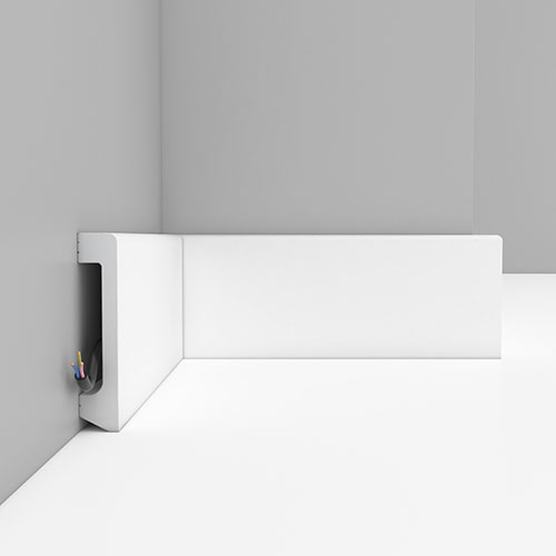 Плинтус Decomaster Дюропрофиль D235 ДМ