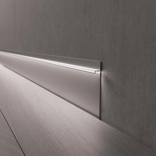 Плинтус Luxury Wood Decor скрытый Скрытый плинтус под подсветку Анодированный 80мм